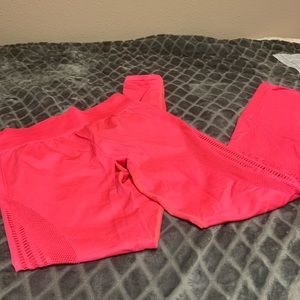 Fabletics Demi full length leggings! Size small